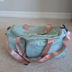 Gym Bag for Women, Travel Duffle Bag Carry On Weekender Bag w. Shoe Compartment